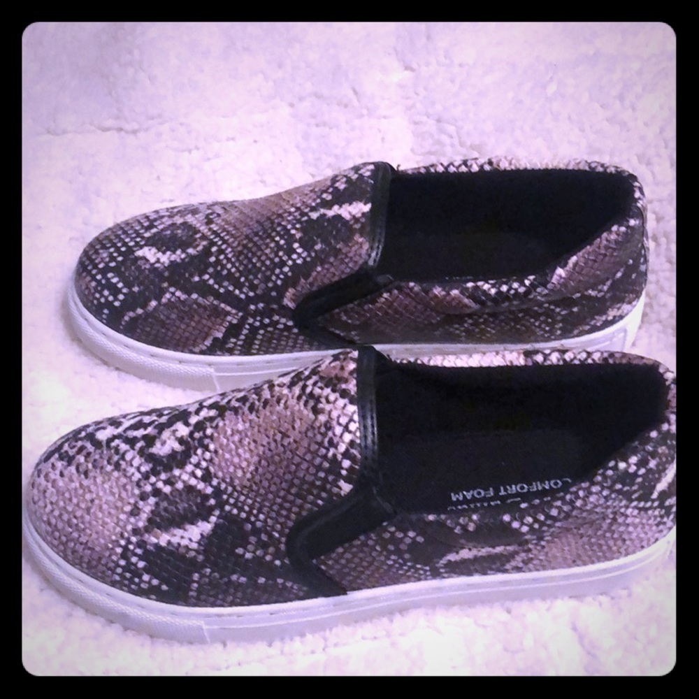 snake slip on sneakers